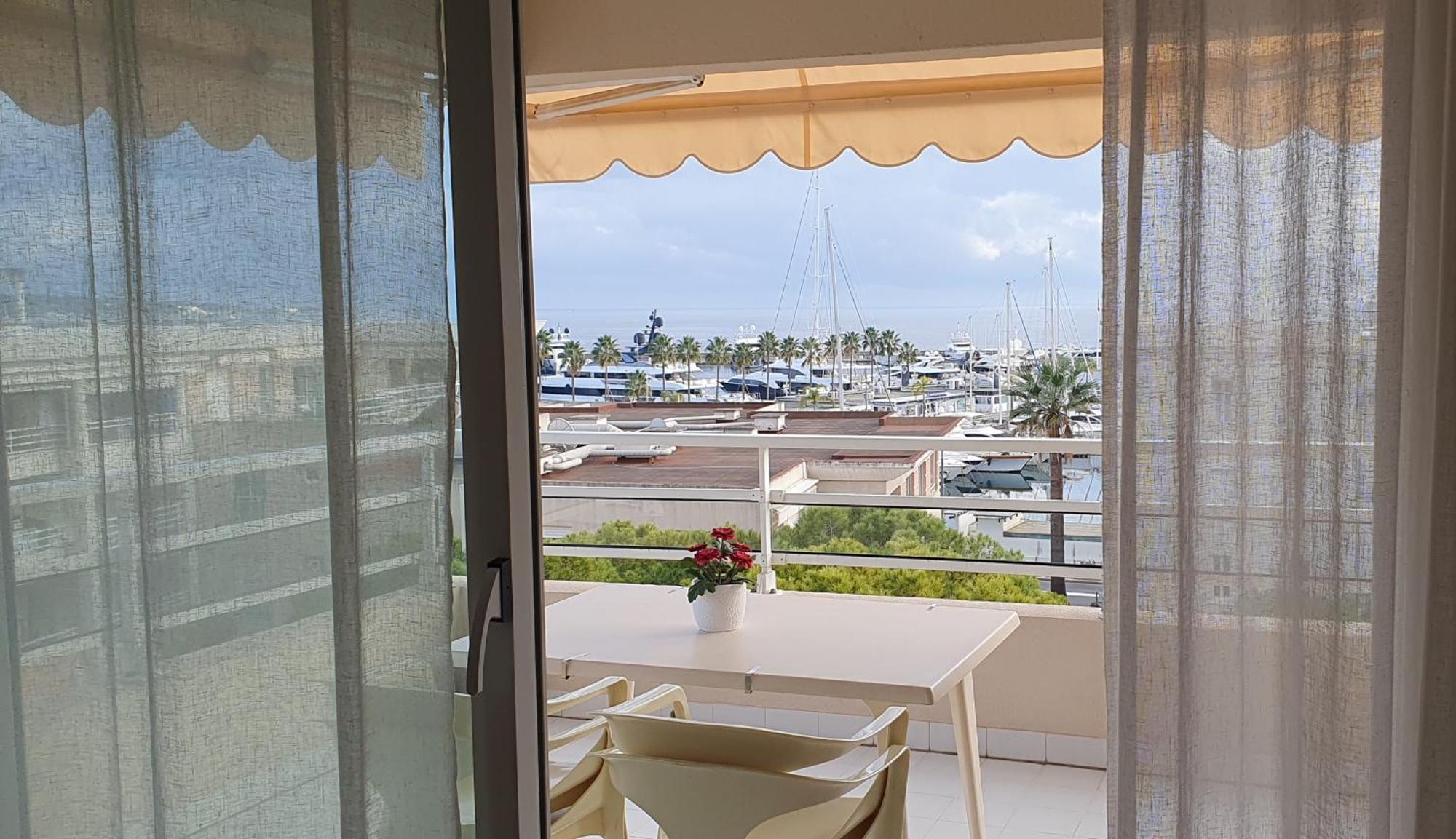Standing vue mer entre Cannes et Antibes Golfe-Juan Extérieur photo